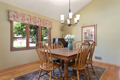 4759 Crest Court, Waukegan, IL 60087 - Photo 6