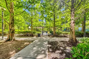201 N Westshore Dr, Chicago, IL 60601 - Photo 46