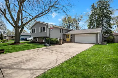 1610 Heather Drive, Aurora, IL 60506 - Photo 1