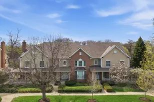 4359 Canterbury Ct, Saint Charles, IL 60174 - Photo 2