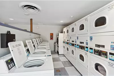 [Address not provided], Chicago, IL 60613 - Photo 14