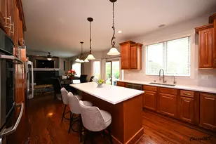 1812 Warwick Ln, Schaumburg, IL 60193 - Photo 14