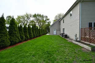 1812 Warwick Ln, Schaumburg, IL 60193 - Photo 60
