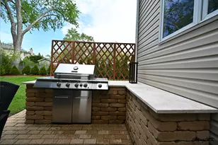 1812 Warwick Ln, Schaumburg, IL 60193 - Photo 58