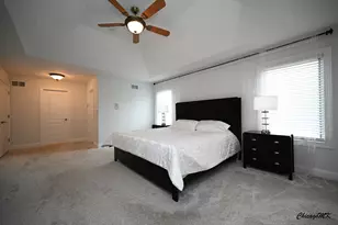 1812 Warwick Ln, Schaumburg, IL 60193 - Photo 26