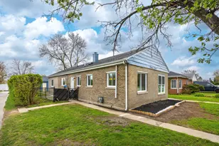 1415 N Taft Ave, Berkeley, IL 60163 - Photo 2