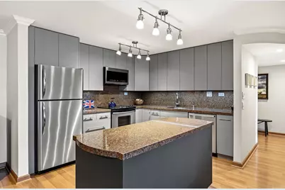 375 Plum Creek Drive #407, Wheeling, IL 60090 - Photo 6