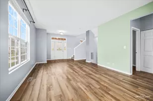 3618 Hyde Park Ct, Elgin, IL 60124 - Photo 8
