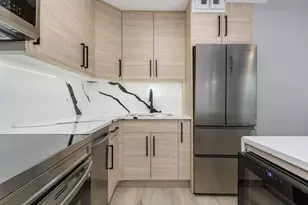 3550 N Lake Shore Dr, Chicago, IL 60657 - Photo 16