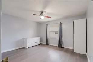 103 S Towanda Ave, Normal, IL 61761 - Photo 12
