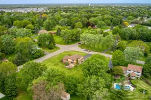 36W345 Barton Dr, Saint Charles, IL 60175 - Photo 30