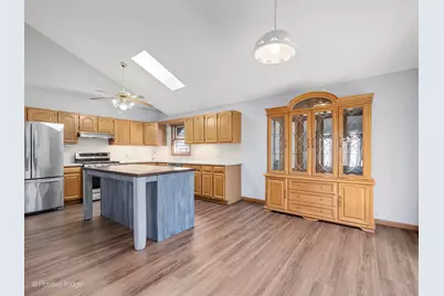27W015 Manchester Road, Winfield, IL 60190 - Photo 6
