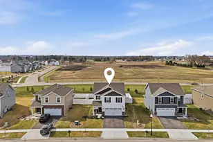 117 Fieldcrest Ave, Hampshire, IL 60140 - Photo 40