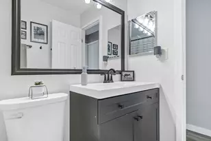 1320 Elm Dr, Schaumburg, IL 60194 - Photo 16