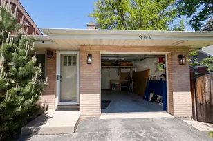 901 Park Plaine Ave, Park Ridge, IL 60068 - Photo 16