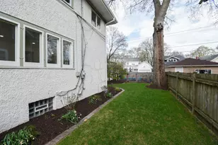 818 N Euclid Ave, Oak Park, IL 60302 - Photo 60