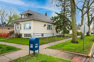2301 N 74th Ct, Elmwood Park, IL 60707 - Photo 4