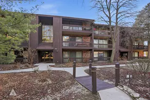 9609 Austin Ave, Oak Lawn, IL 60453 - Photo 2