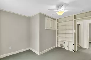 911 W Daniel St, Champaign, IL 61821 - Photo 26