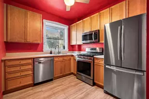723 Reba Pl, Evanston, IL 60202 - Photo 8