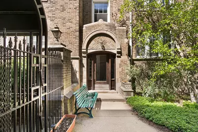 723 Reba Place #2N, Evanston, IL 60202 - Photo 2