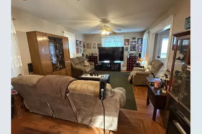 304 Avenue D, Rochelle, IL 61068 - Photo 6