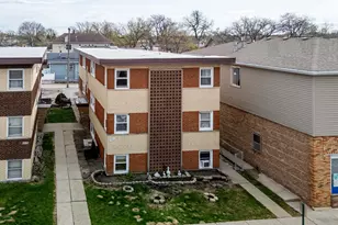 7441 W Fullerton Ave, Elmwood Park, IL 60707 - Photo 2