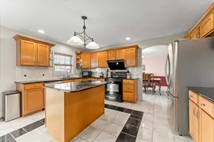 5101 Stonebridge Dr, Champaign, IL 61822 - Photo 12