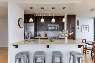 345 W Fullerton Pkwy, Chicago, IL 60614 - Photo 4