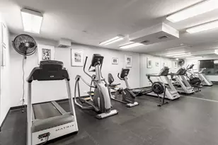 345 W Fullerton Pkwy, Chicago, IL 60614 - Photo 24