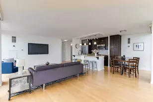 345 W Fullerton Pkwy, Chicago, IL 60614 - Photo 8