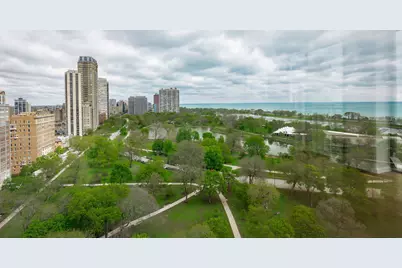345 W Fullerton Parkway #2001, Chicago, IL 60614 - Photo 22