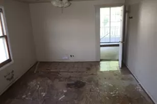 10227 S Peoria St, Chicago, IL 60643 - Photo 12
