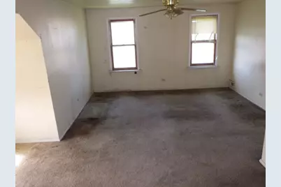 10227 S Peoria Street, Chicago, IL 60643 - Photo 8