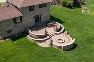 7635 Wilton Ct, Darien, IL 60561 - Photo 32