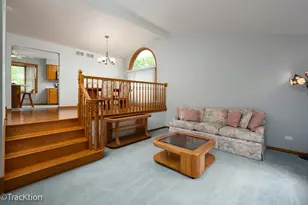 7635 Wilton Ct, Darien, IL 60561 - Photo 6
