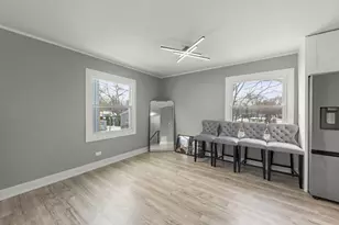 1364 Leslie Ln, Glendale Heights, IL 60139 - Photo 8