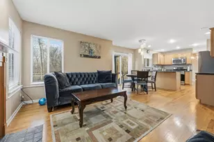138 Emerald Dr, Streamwood, IL 60107 - Photo 18