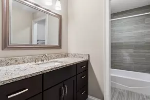 2757 Nicole Cir, Aurora, IL 60502 - Photo 16