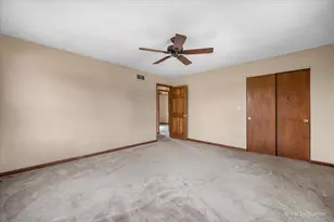 901 Garnet Cir, Schaumburg, IL 60193 - Photo 24