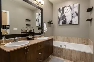 1621 W North Ave, Chicago, IL 60622 - Photo 14