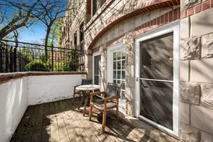 1414 W Byron St, Chicago, IL 60613 - Photo 14
