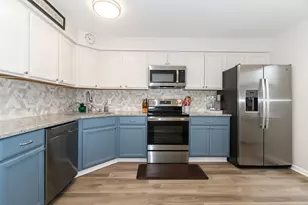 227 Elgin Ave, Forest Park, IL 60130 - Photo 12