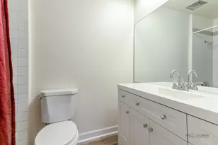 3100 Roberts Dr, Woodridge, IL 60517 - Photo 18