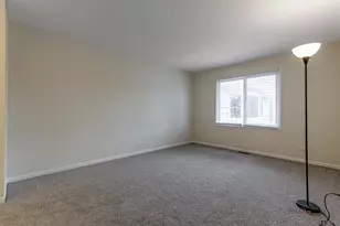 3100 Roberts Dr, Woodridge, IL 60517 - Photo 16