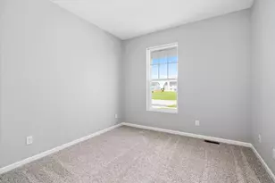 445 Windmill Way, Dekalb, IL 60115 - Photo 20