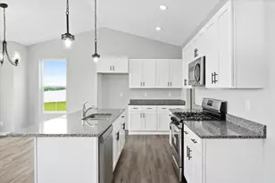 445 Windmill Way, Dekalb, IL 60115 - Photo 10