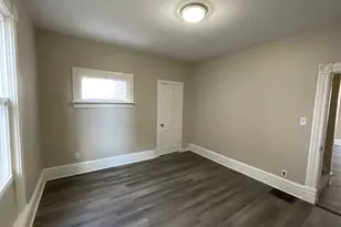 217 N West Ave, Freeport, IL 61032 - Photo 14
