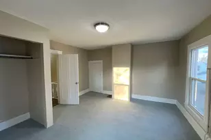 217 N West Ave, Freeport, IL 61032 - Photo 10