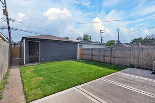 5013 W Bloomingdale Ave, Chicago, IL 60639 - Photo 38
